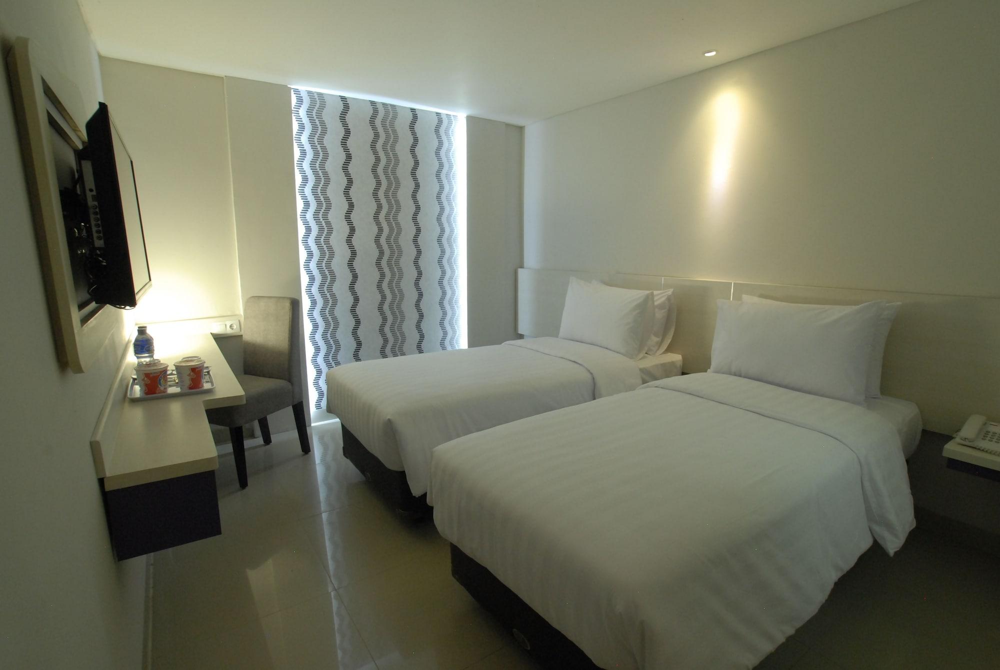 วิโอ โฮเต็ล เวเตรัน Hotel บันดุง ภายนอก รูปภาพ