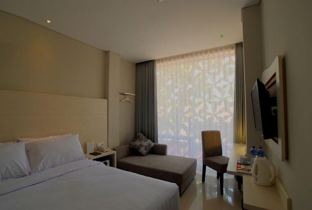 วิโอ โฮเต็ล เวเตรัน Hotel บันดุง ภายนอก รูปภาพ