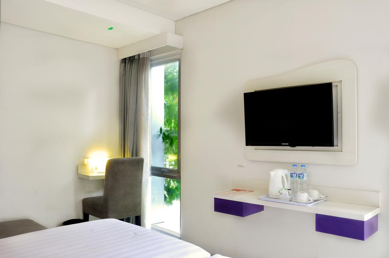 วิโอ โฮเต็ล เวเตรัน Hotel บันดุง ภายนอก รูปภาพ